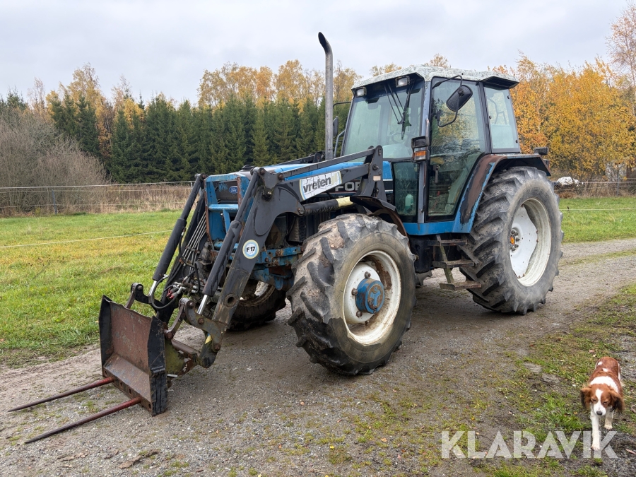 Traktor Ford 8240