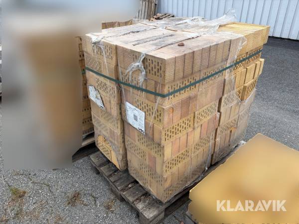 Räfflat tegel Wienerberger NF MH Ca 1005 s