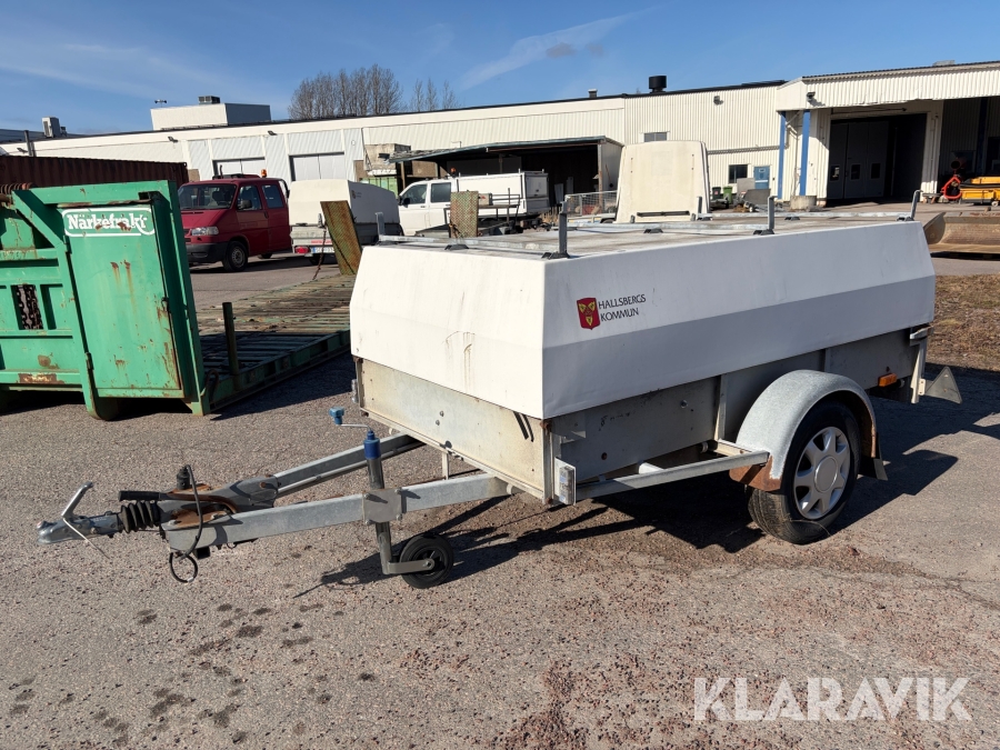 Personbilssläp med kåpa Bålsta Släpet 9327