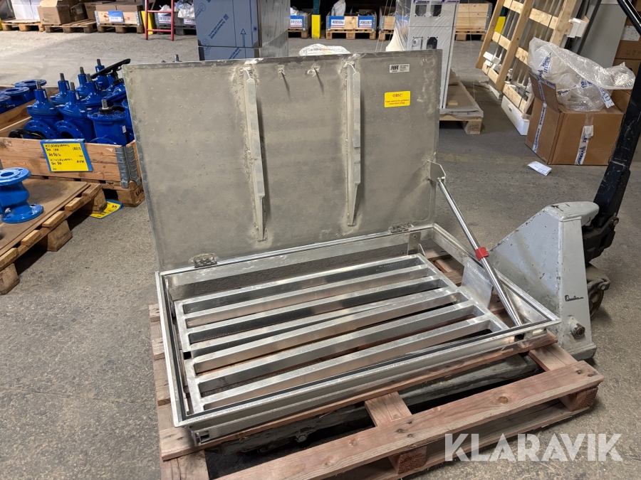 Aluminiumlucka Abat 880x480 mm