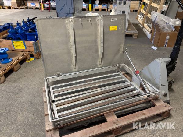 Aluminiumlucka Abat 880x480 mm
