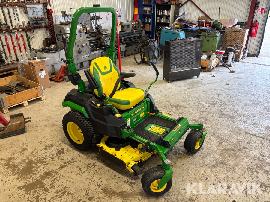 Spakstyrd åkgräsklippare John Deere Z545R