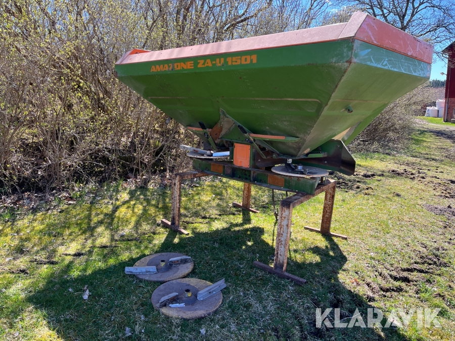 Konstgödselspridare Amazone ZA-U 1501 12m & 24m