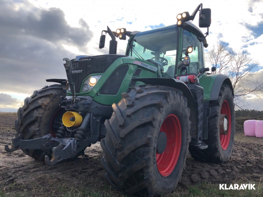 Traktor Fendt 724 Vario Profiplus med mycket utrustning