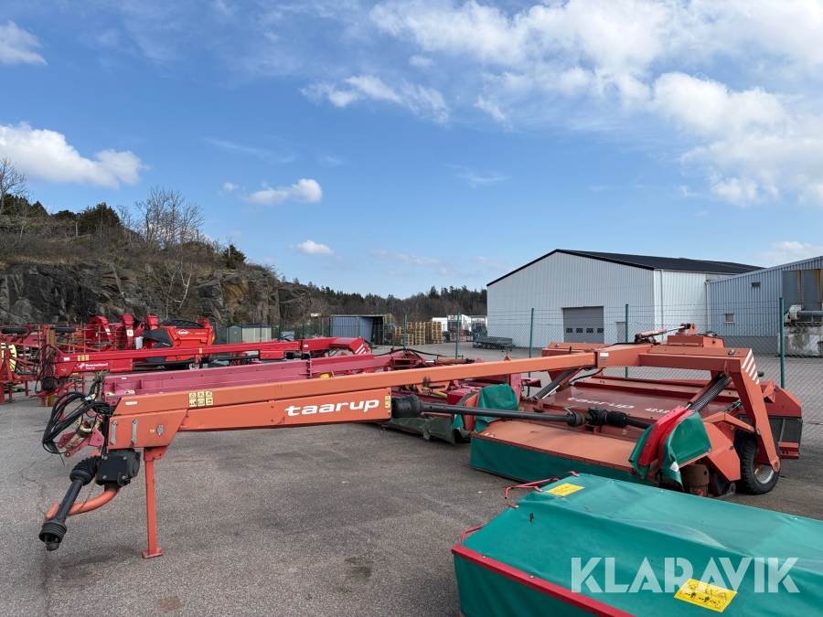 Slåtterkross Taarup 4232 CT med matta