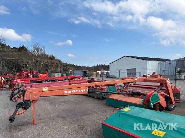 Slåtterkross Taarup 4232 CT med matta