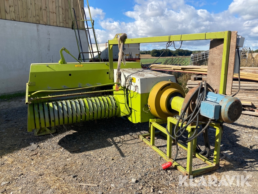 Balpress Claas Markant 44 med balbana elektrisk