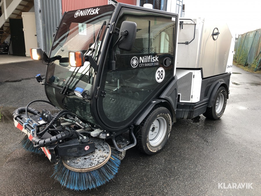 Sopmaskin Nilfisk City Ranger 3500 med redskap