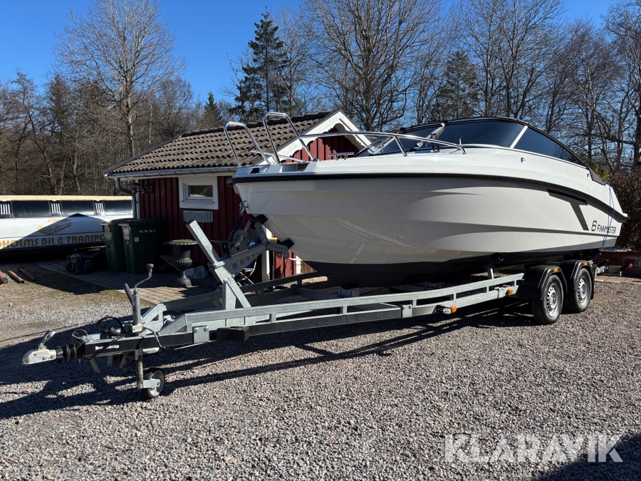 Motorbåt Finnmaster T6 med Yamaha F200 och båttrailer