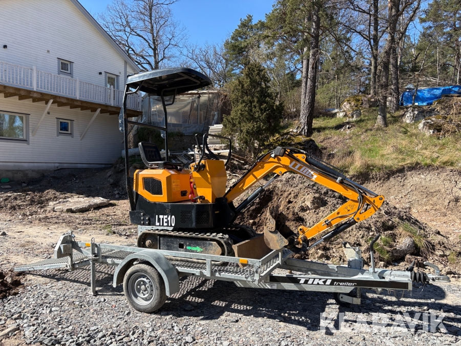 Grävmaskin LTMG LTE10 med maskinsläp