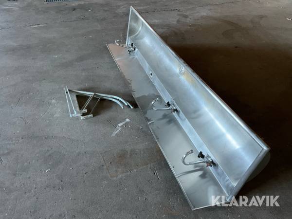 Tvättställ rostfri, med 3 blandare