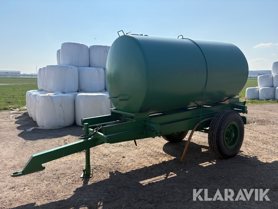 Vattentank 5000L tippbar