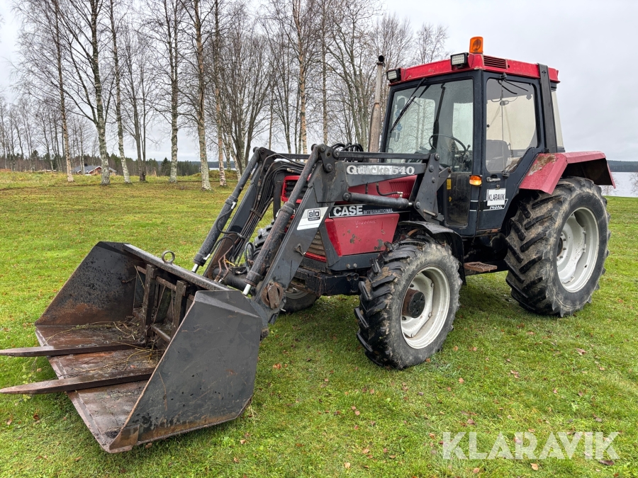 Traktor Case IH 745 XL