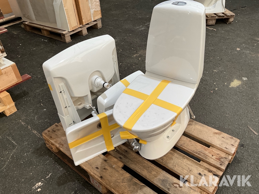 Toalettstol och handfat 