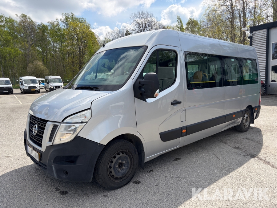 Färdtjänstbuss klass 1 Nissan NV400 2.3 dCi 145 hk med luftfjädring, 5 st sittplatser och lastramp