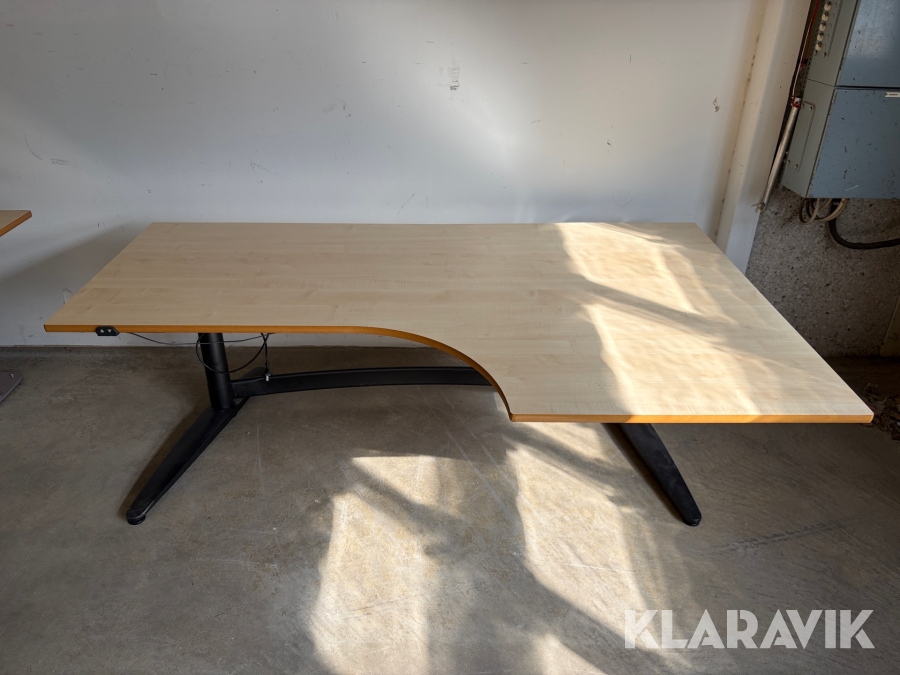 Höj och sänkbart Skrivbord