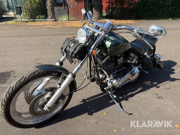 Motorcykel Harley Davidson Softail