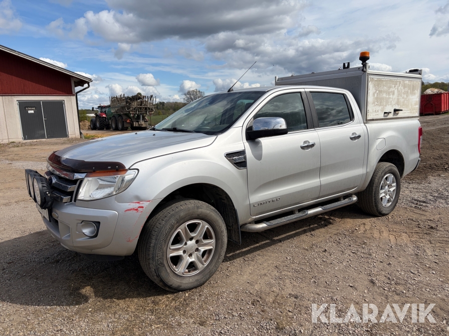 Pickup Ford Ranger Dubbelhytt 2.2 TDCi 4x4 SelectShift 150 hk med flakskåp