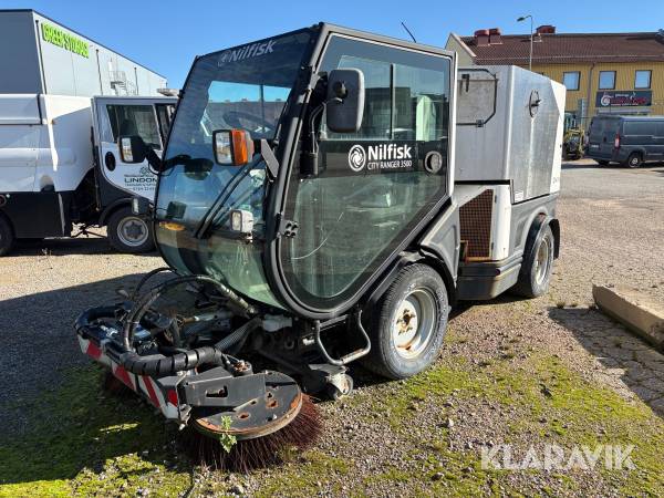 Sopmaskin Nilfisk City Ranger 3500 midjestyrd