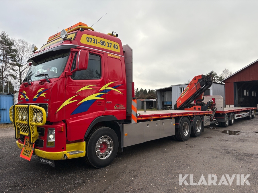 Flaklastbil Volvo FH16 550