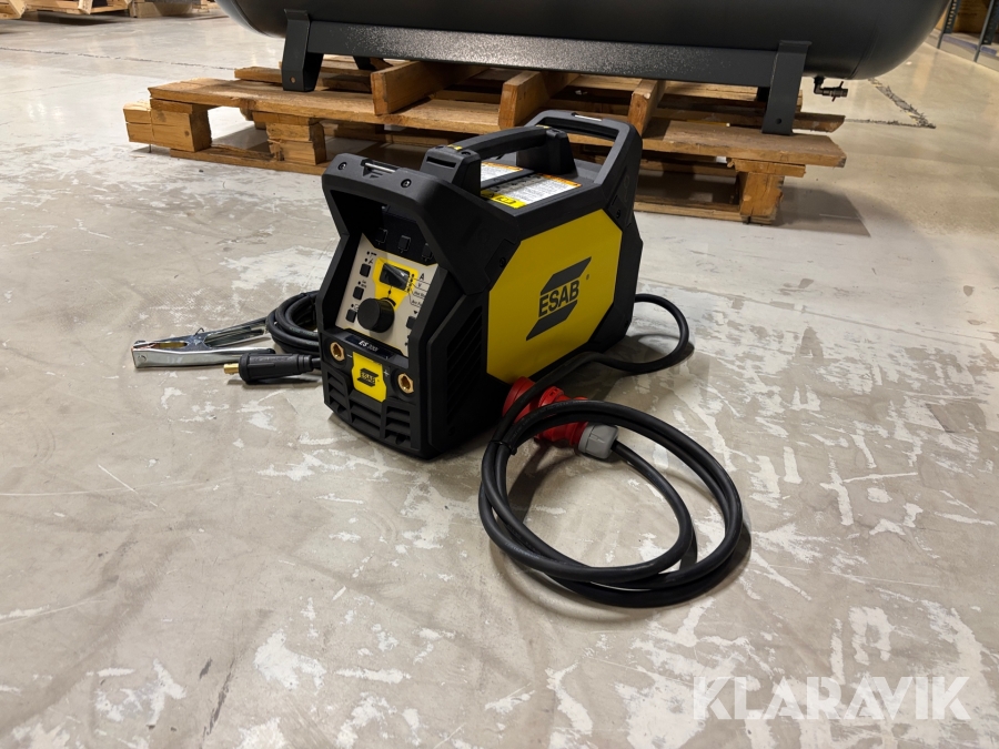 Svets ESAB ES300i