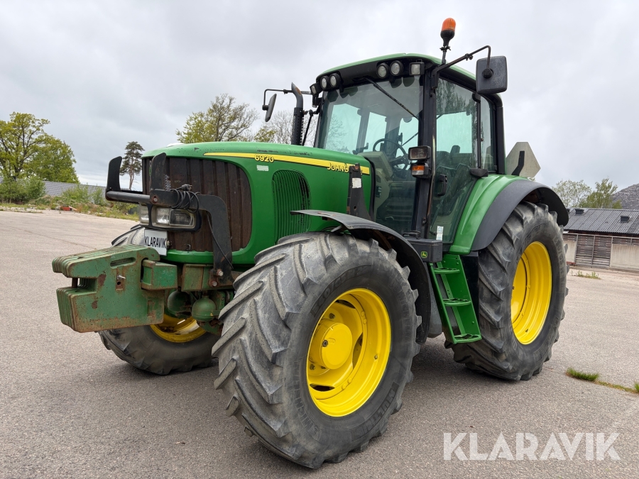 Traktor John Deere 6920