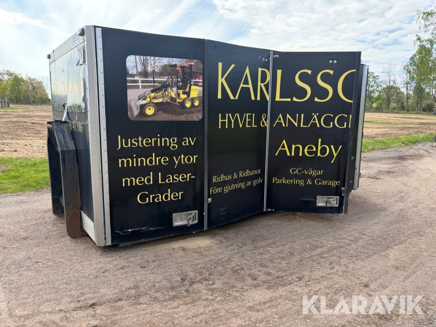 Lastväxlarflak med skåp