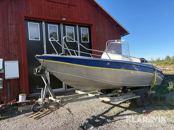 Aluminiumbåt med trailer Silver Shark 580