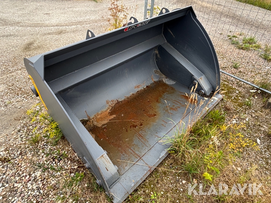 Högtippande skopa Pome 2500 liter