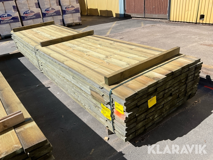 Virkespaket räfflad trall Tryckimpregnerat 28x120 491löpmeter