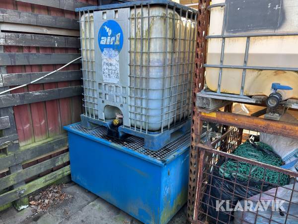 Uppsamlingskärl med IBC behållare