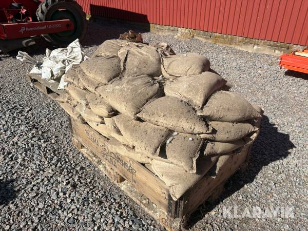 Sandsäckar 15 pallar, ca 50 st / pall