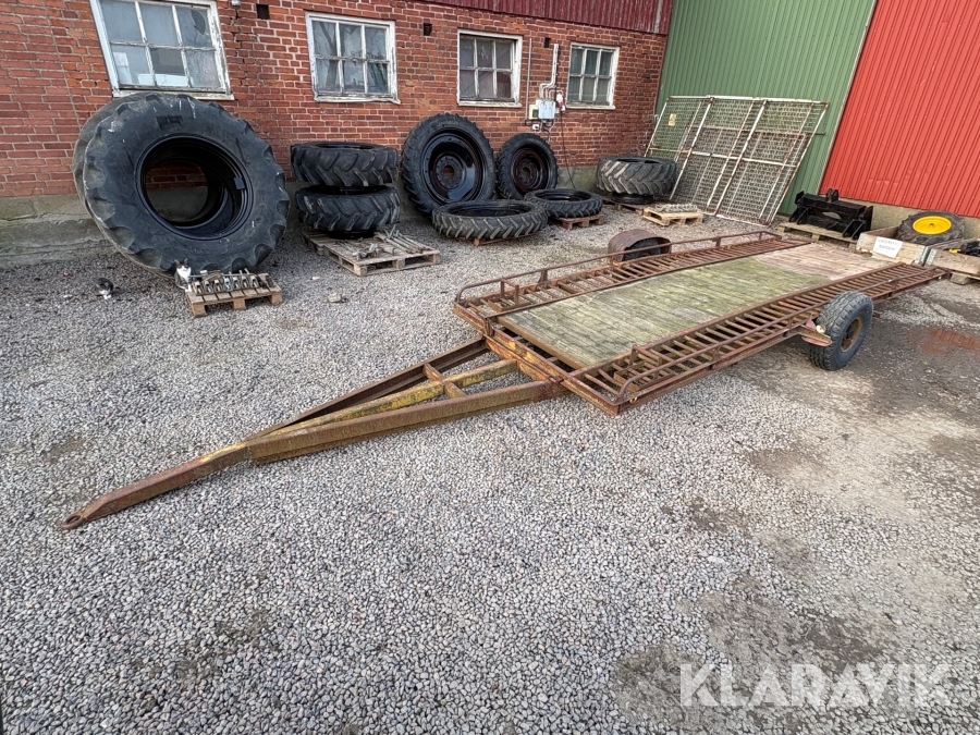 Transportvagn för fordon och maskiner