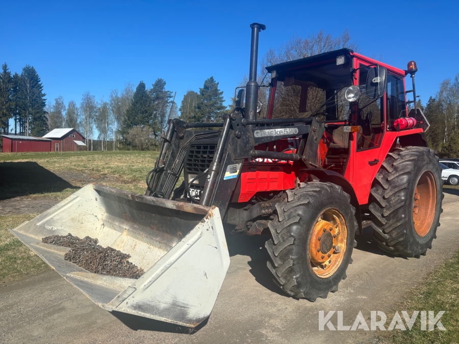 Traktor Volvo BM Valmet 505 4WD med Frontlastare och skopa