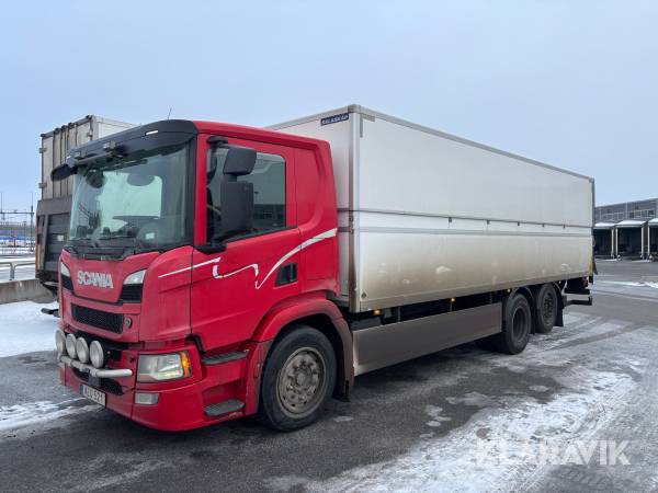 Lastbil Scania P360 bakgavellyft med höj&sänkbart skåp