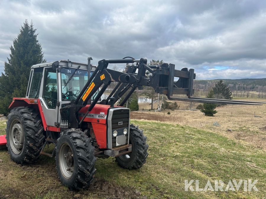 Traktor Massey Ferguson 690 4WD Forshaga Klaravik Auktione traktor-massey-ferguson-690-4wd-forshaga-klaravik-auktione