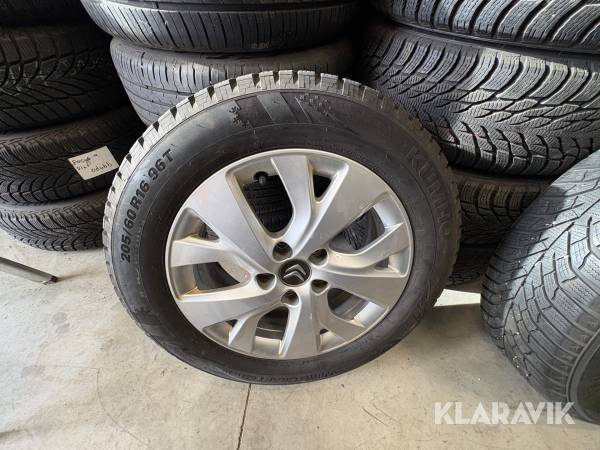 Dubbdäck med Aluminiumfälgar Kumho WinterCraft Ice wi31+ 