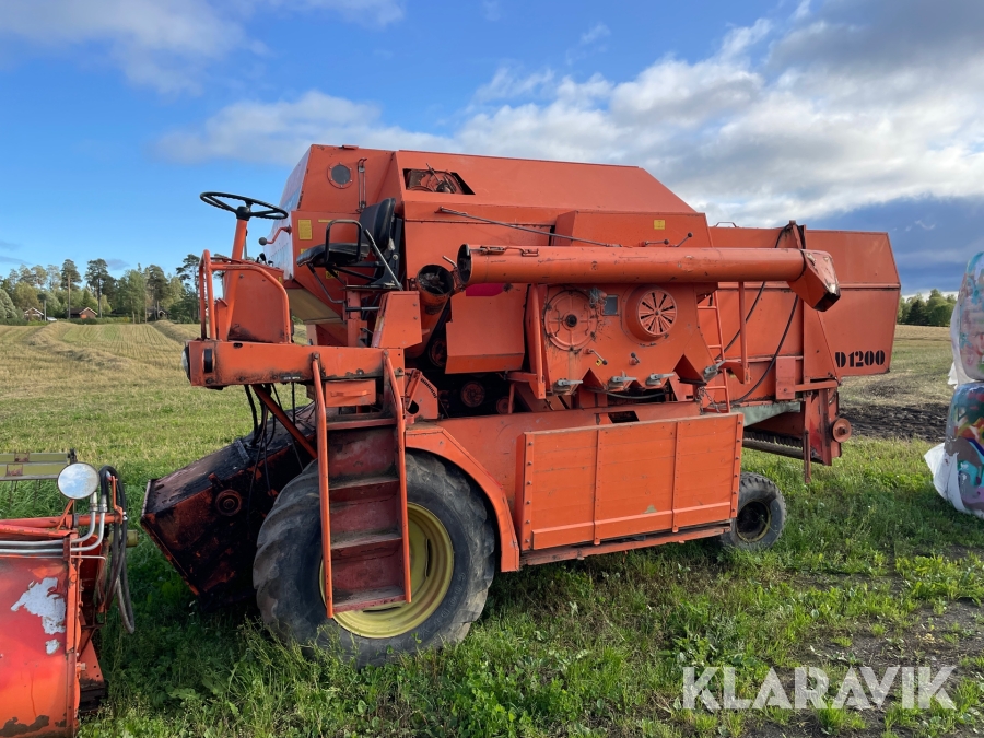 Skördetröska Dronningborg D1200