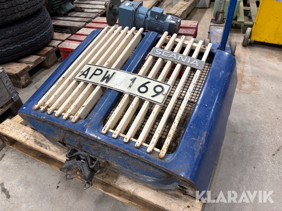 Veterandelar  Kylarfront Scania Vabis