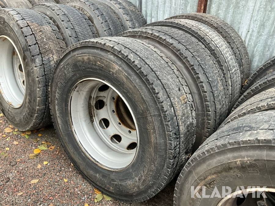 Lastbilsdäck Bridgestone 315/70R22,5 4st