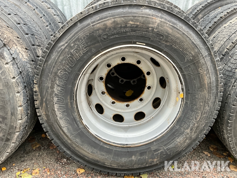 Lastbilsdäck Bridgestone 315/70R22,5 4st