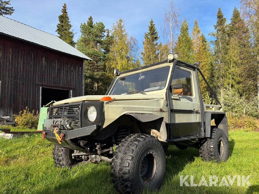 Pickup Mercedes-Benz 300 GD