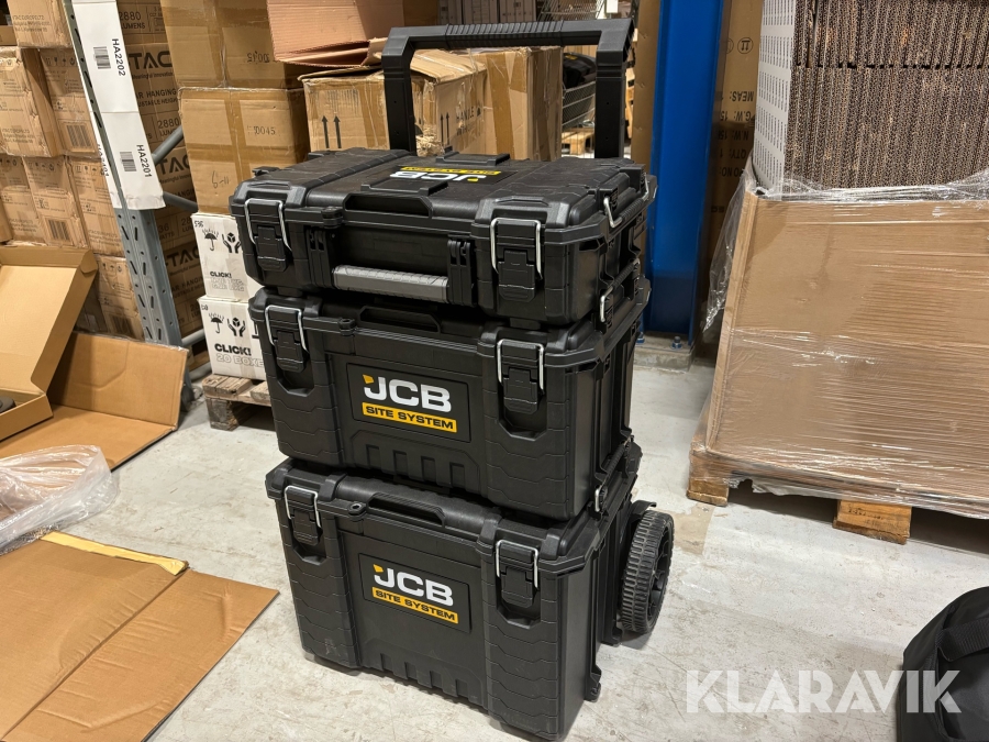 Handverktyg i transportkoffertset JCB