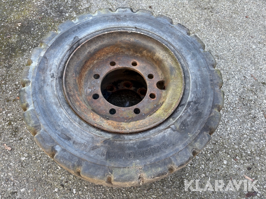 Truckdäck Bergougnan - 7.00-12 2 st