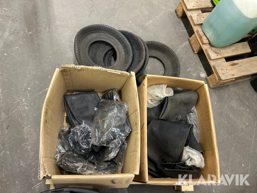 Däck och slang blandade storlekar