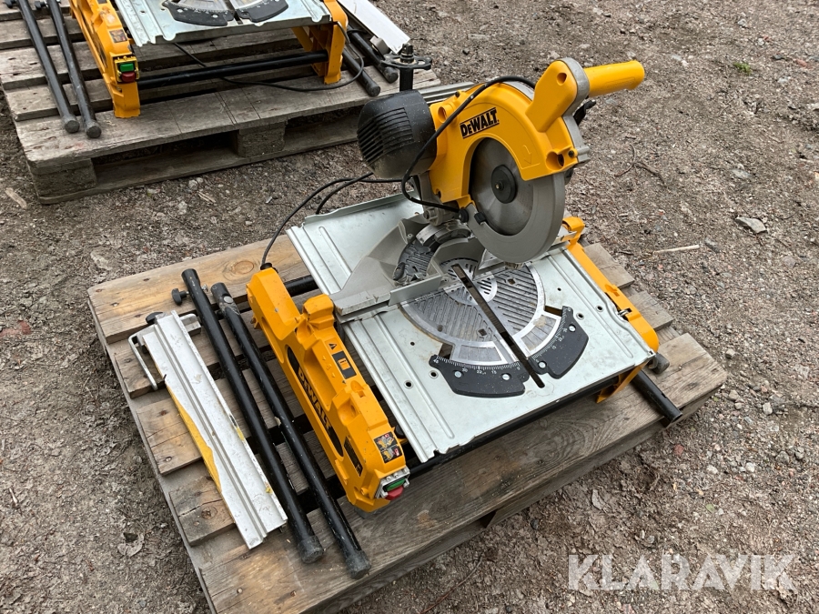 Klyv & gersåg Dewalt DW 74 3N-qs