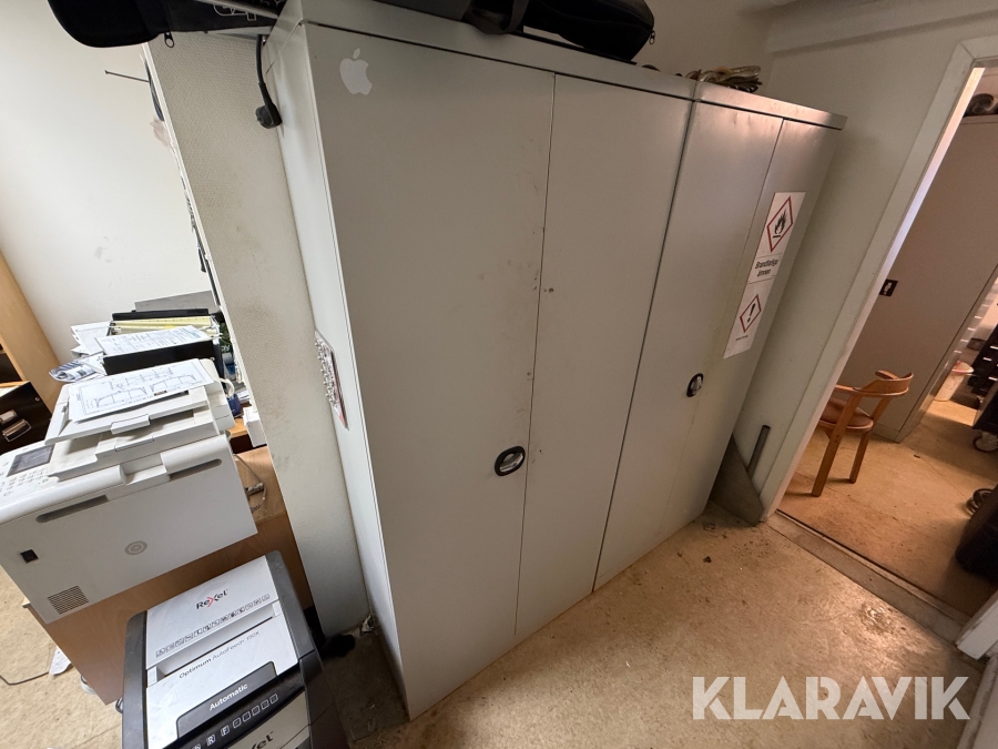 Skåp för förvaring 2 st