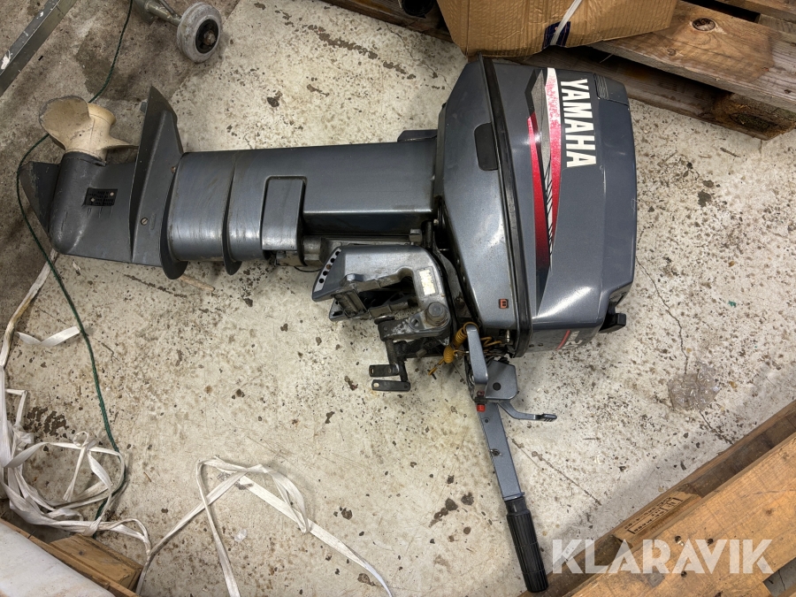 Båtmotor Yamaha 20