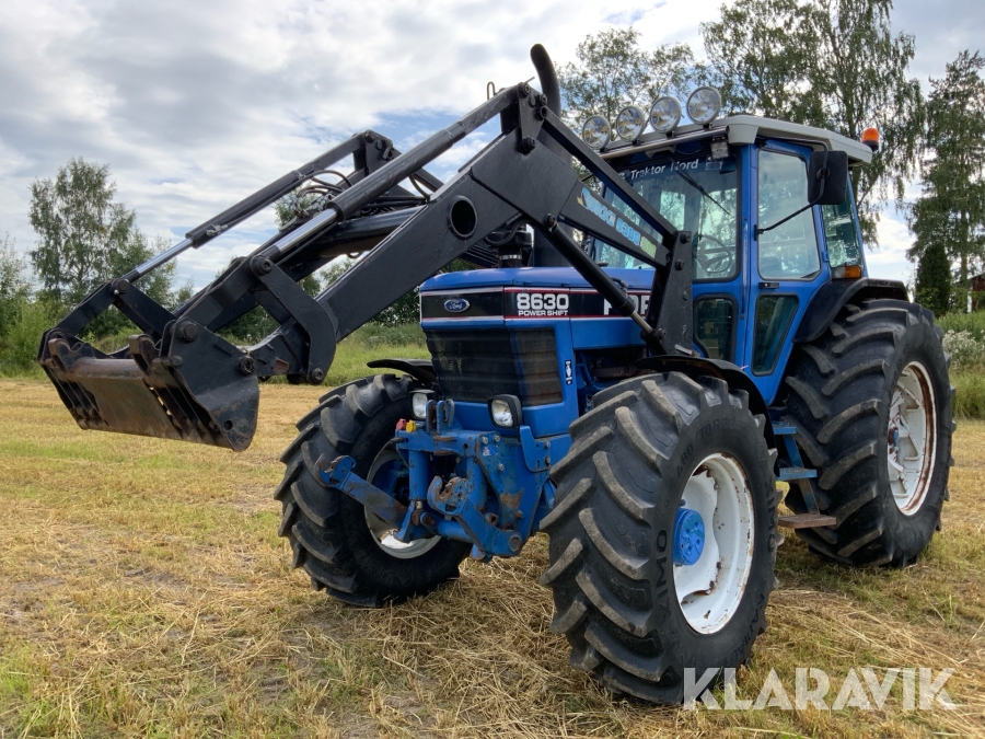 Traktor Ford 8630 med 4WD, 40km/h, frontlyft och lastare