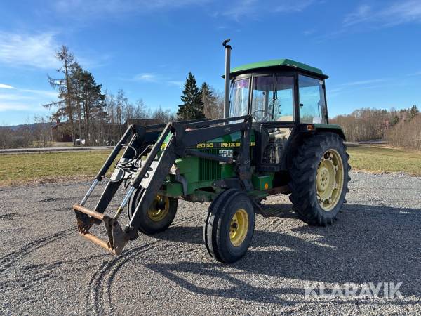 Traktor John Deere 2040 med frontlastare